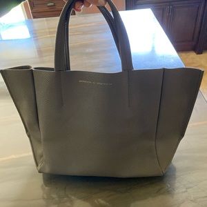 I’m selling my Ampersand As Apostrophe